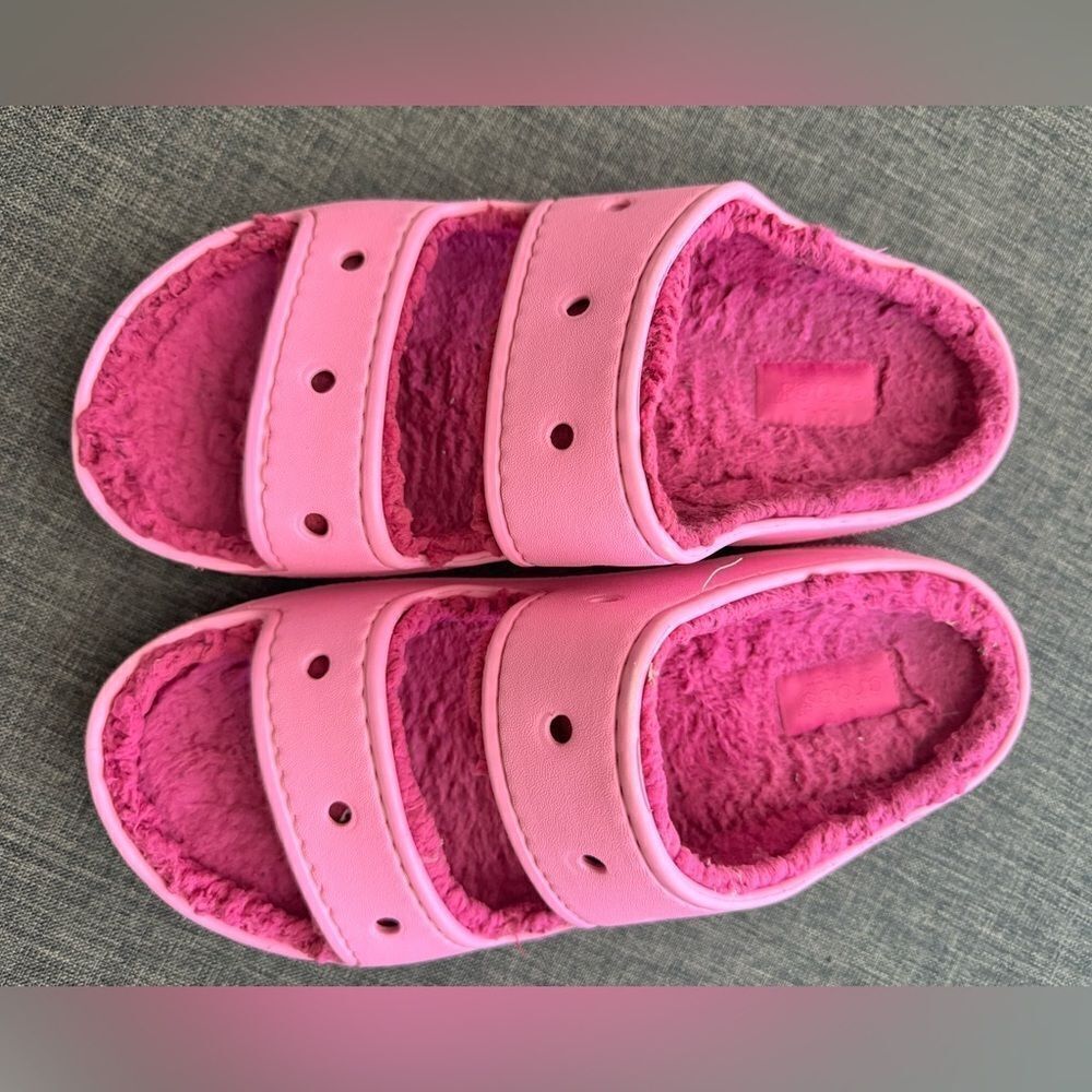 Crocs Classic Cozzzy Slipper Sandal Pink Men's Size 9 - Picture 4 of 7